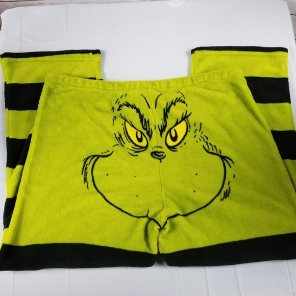 plus size grinch pajamas